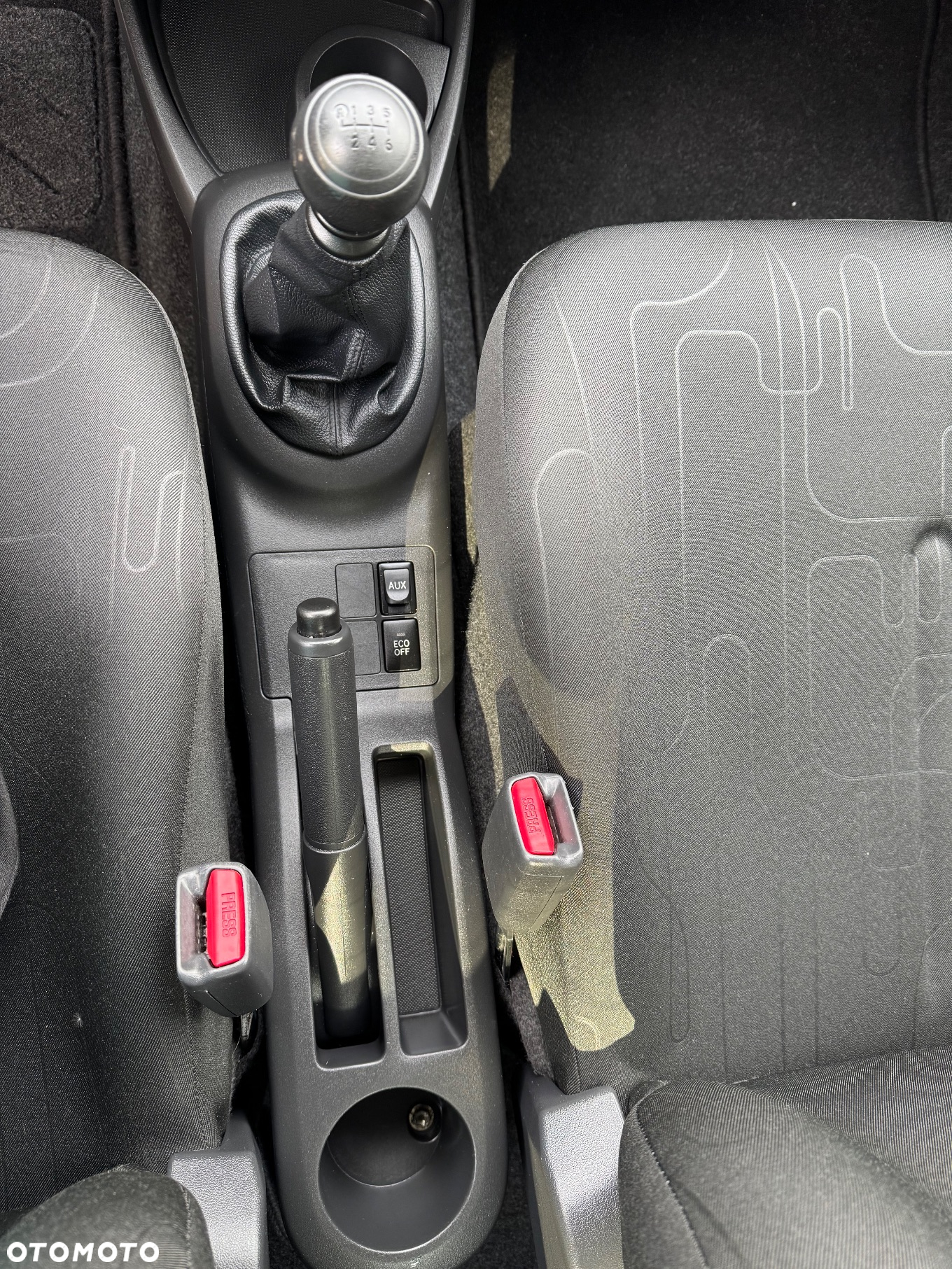 Toyota Yaris - 38
