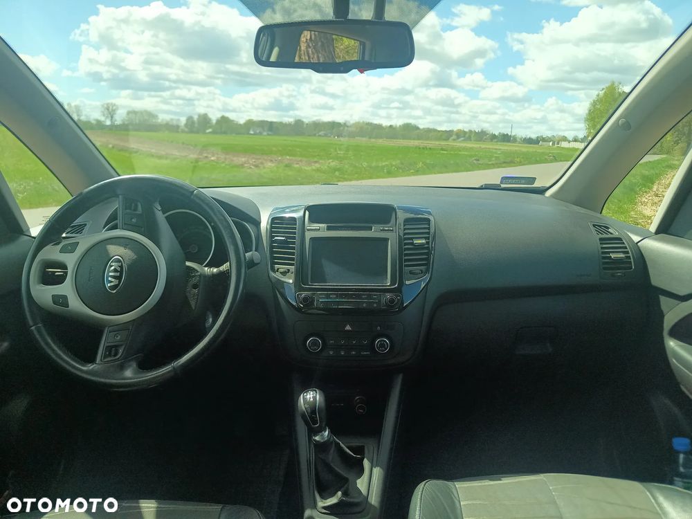 Kia Venga 1.4 L - 9