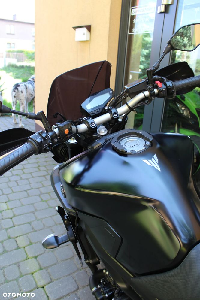 Yamaha MT - 11