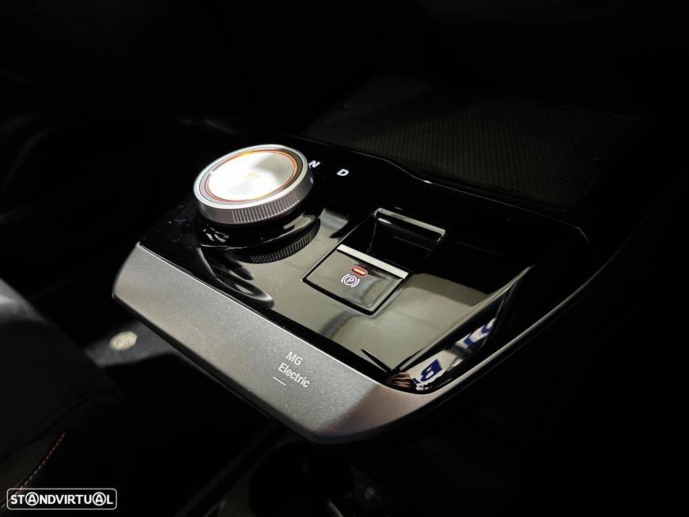 MG MG4 64 kWh XPower Luxury - 32