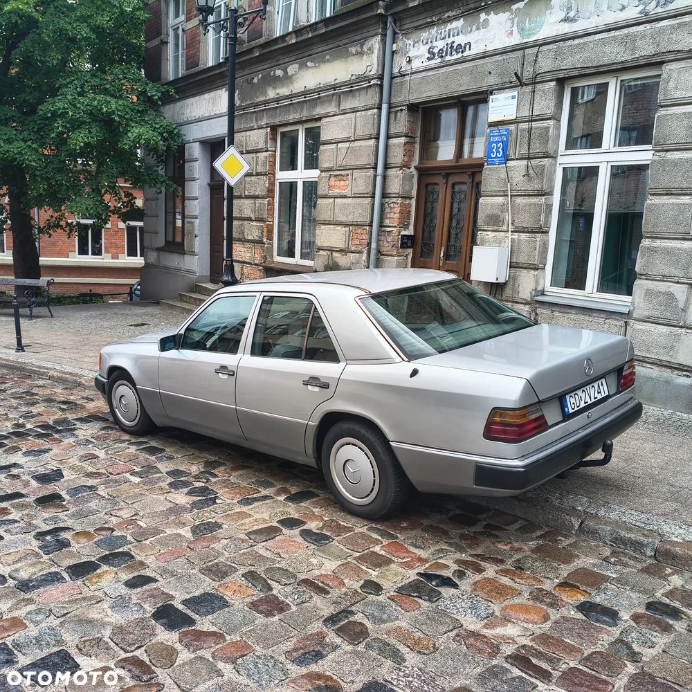 Mercedes-Benz W124 (1984-1993) - 10