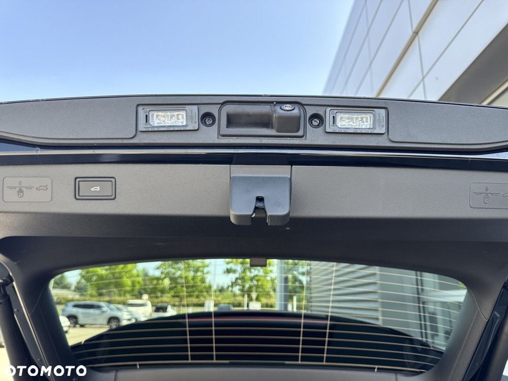 Volkswagen T-Roc - 22