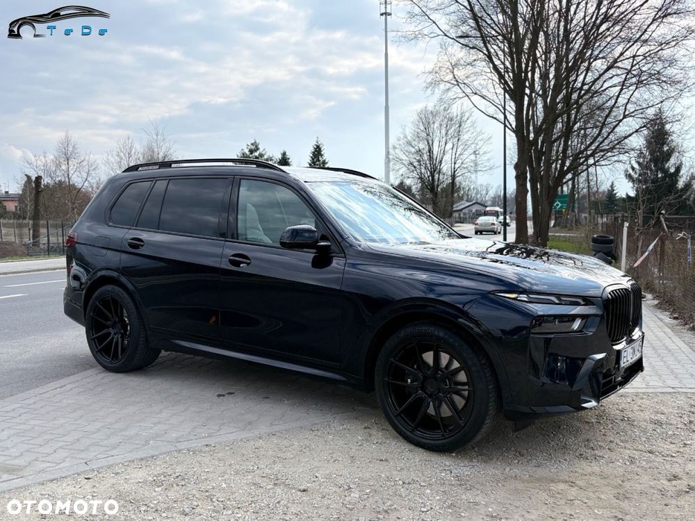 BMW X7 xDrive40i mHEV Individual Edition sport - 11