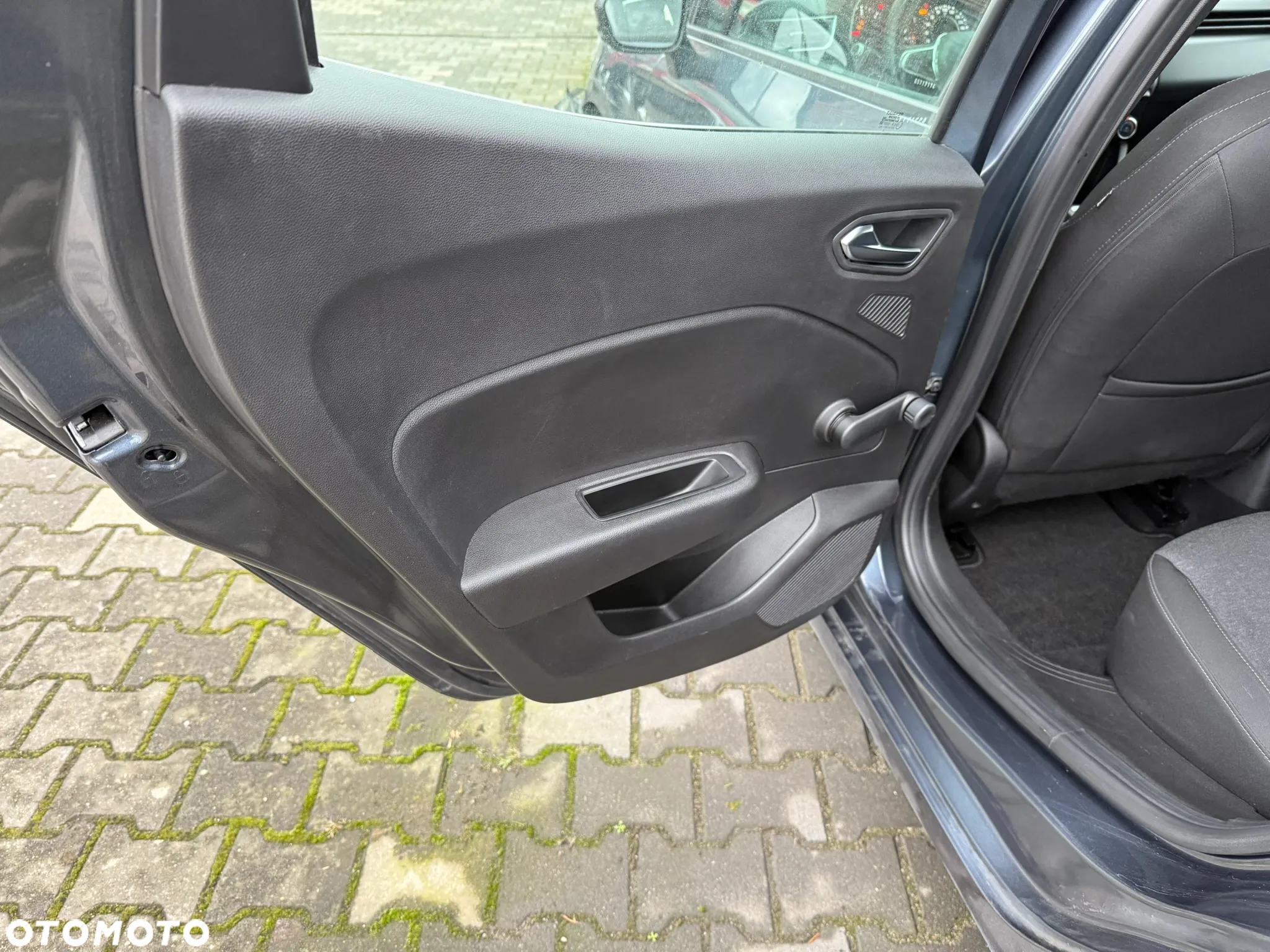 Renault Clio BLUE dCi 85 EXPERIENCE - 19