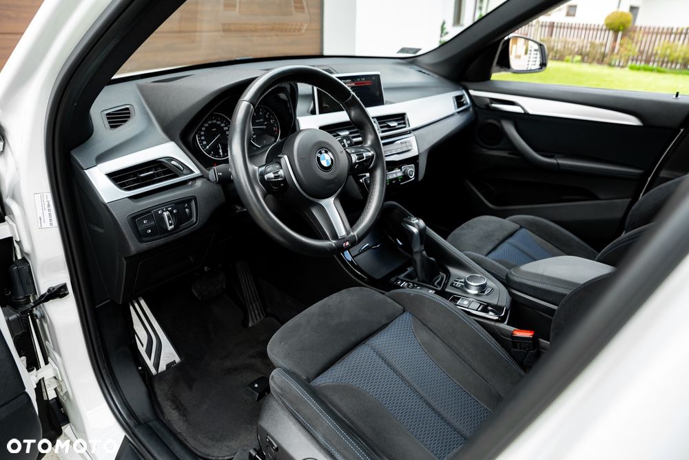 BMW X1 xDrive20i M Sport - 6