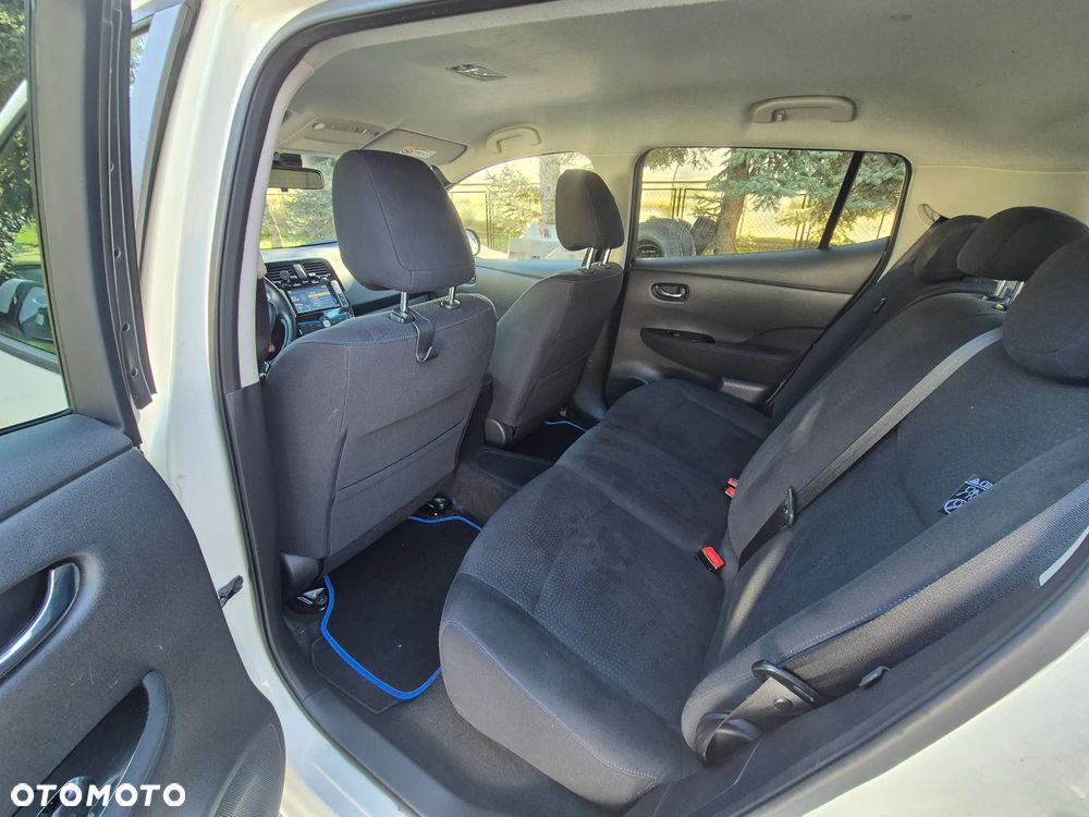 Nissan Leaf 24kWh Acenta - 10
