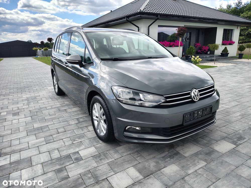 Volkswagen Touran - 2