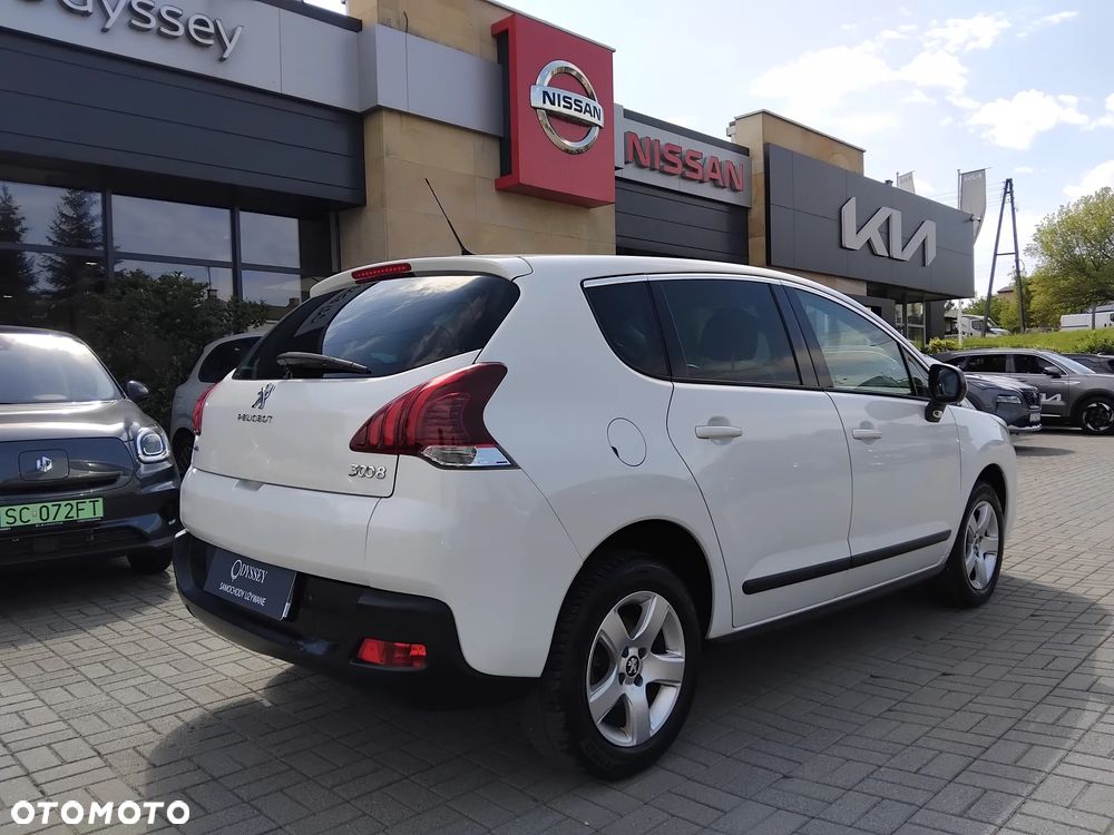 Peugeot 3008 1.6 BlueHDi Allure S&S - 4