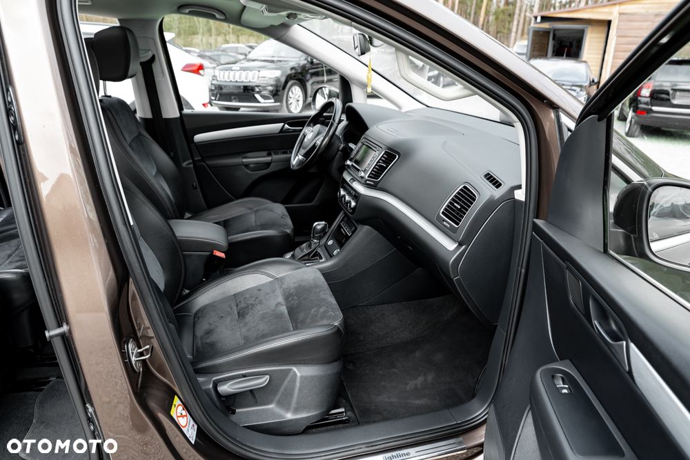 Volkswagen Sharan 2.0 TDI Highline DSG - 23