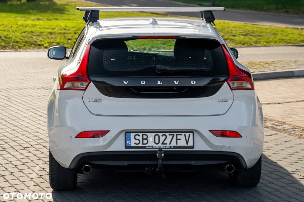 Volvo V40 D3 Kinetic - 11