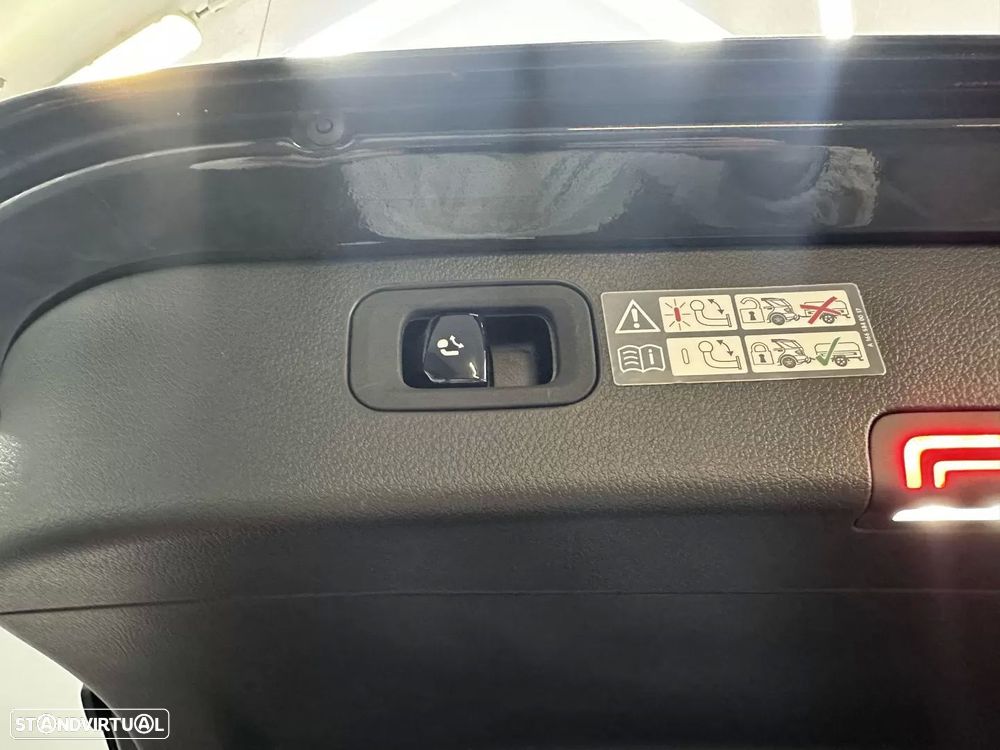 Mercedes-Benz C 300 e T 9G-TRONIC AMG Line - 51