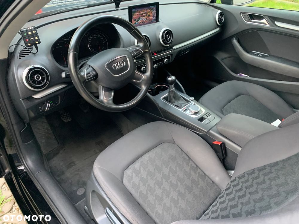 Audi A3 2.0 TDI Ambiente - 5