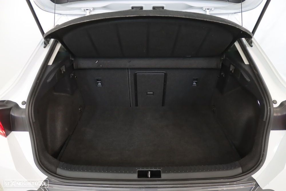 Cupra Formentor 1.4 e-Hybrid DSG - 37