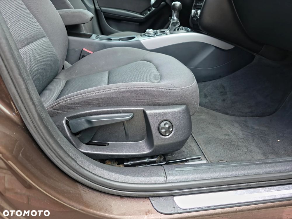 Audi A4 Avant 2.0 TDI - 12
