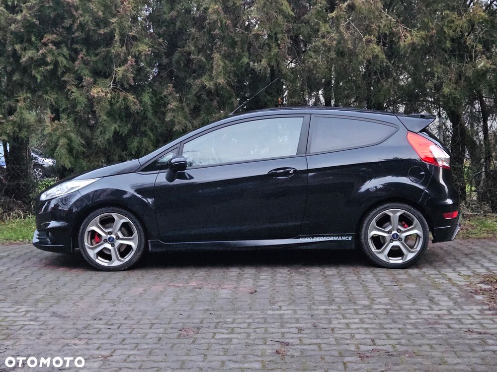 Ford Fiesta - 4