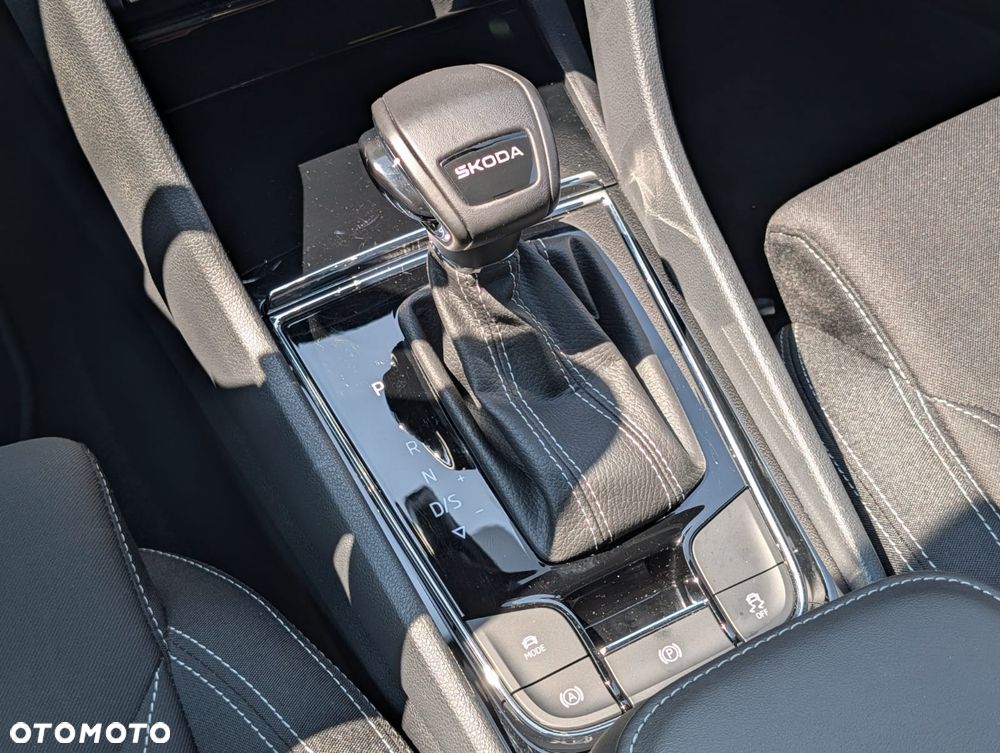 Skoda Karoq 1.5 TSI ACT Sportline DSG - 20
