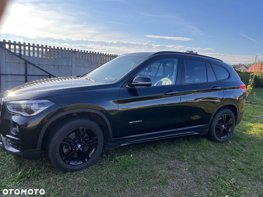 BMW X1 xDrive20d Sport Line - 37
