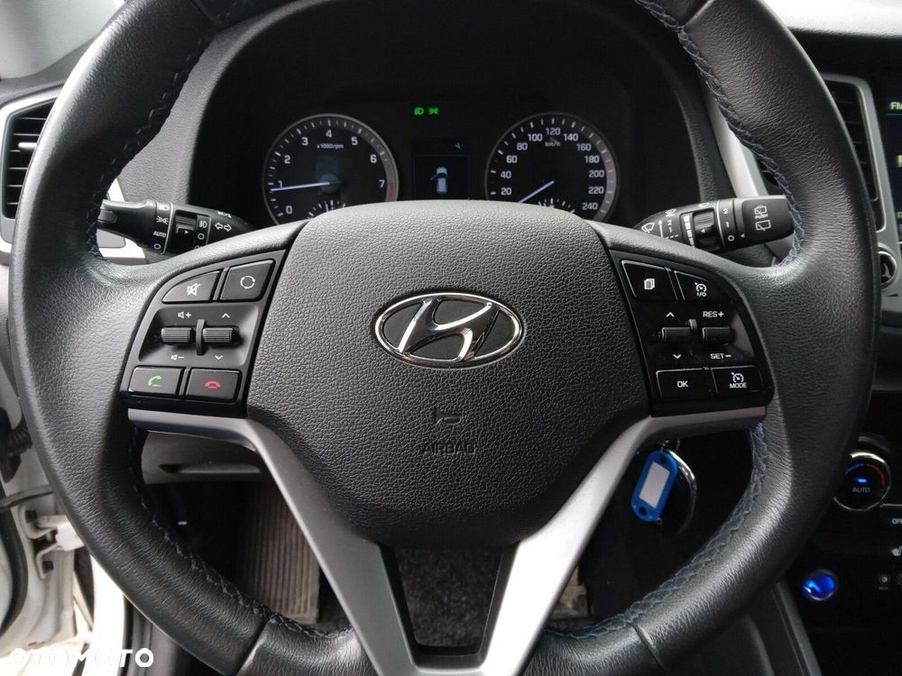 Hyundai Tucson - 24