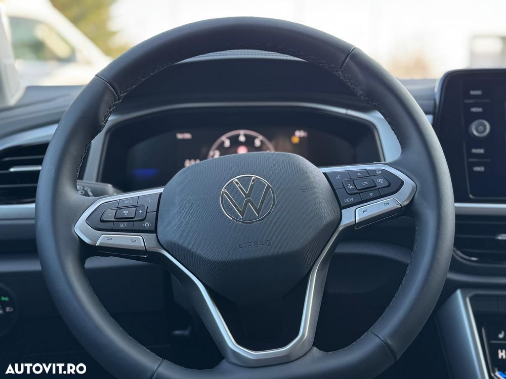 Volkswagen T-Roc - 9