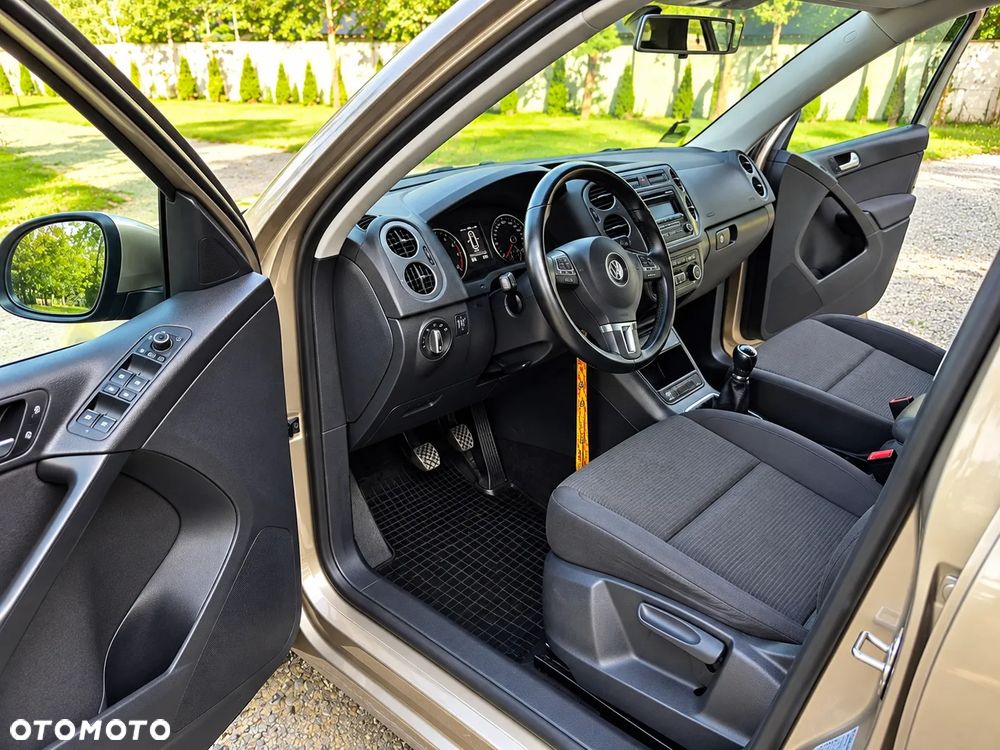 Volkswagen Tiguan - 13