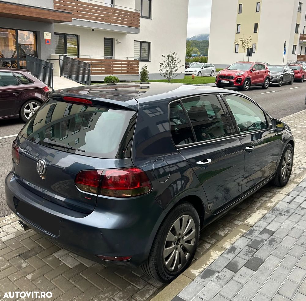 Volkswagen Golf - 9