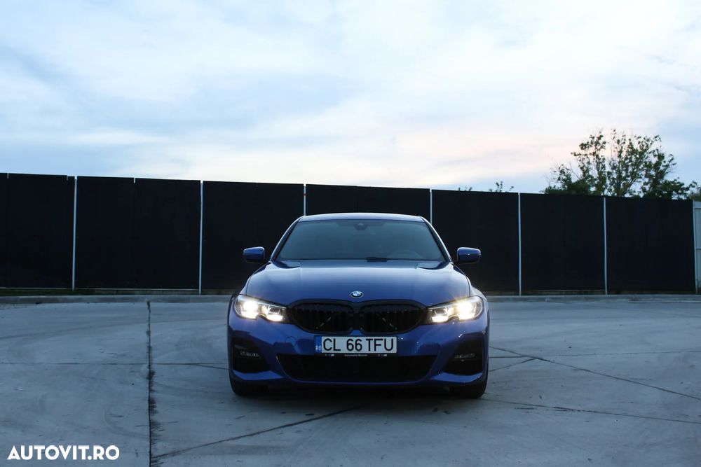 BMW Seria 3 320i xDrive AT - 8