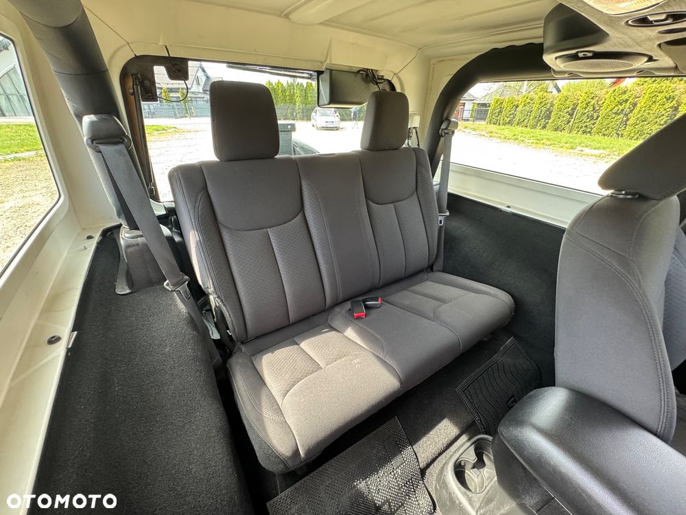 Jeep Wrangler - 18