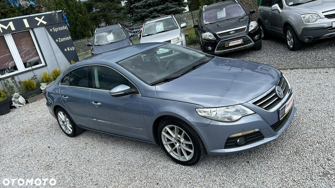 Volkswagen Passat CC - 8