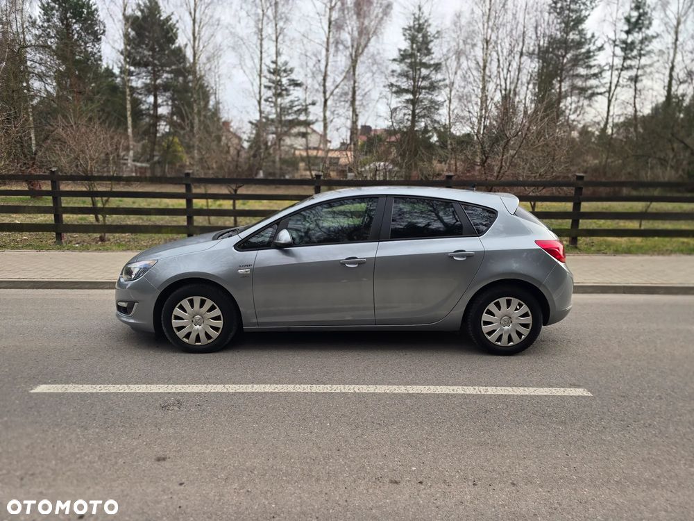 Opel Astra 1.4 Turbo Color Edition - 18