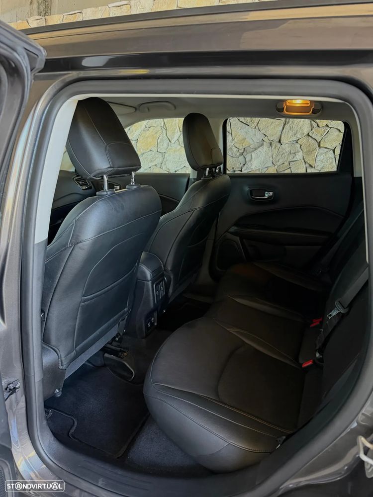 Jeep Compass 1.3 T Limited DCT - 11