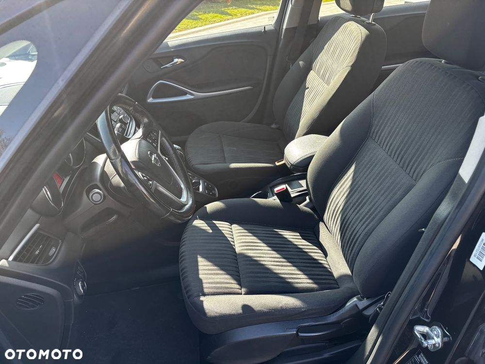Opel Zafira Tourer 1.4 Turbo Active - 14