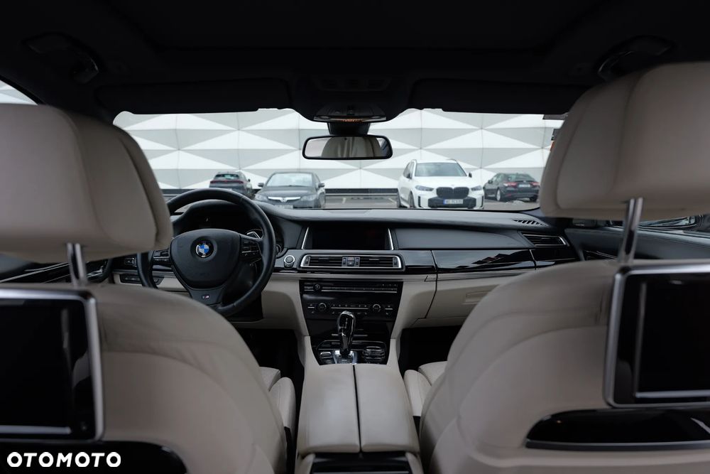 BMW Seria 7 750Ld xDrive Blue Performance Edition Exclusive - 22
