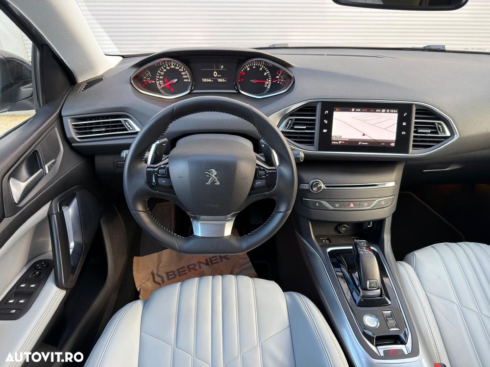 Peugeot 308 PureTech 130 GPF EAT8 Stop & Start Allure - 14