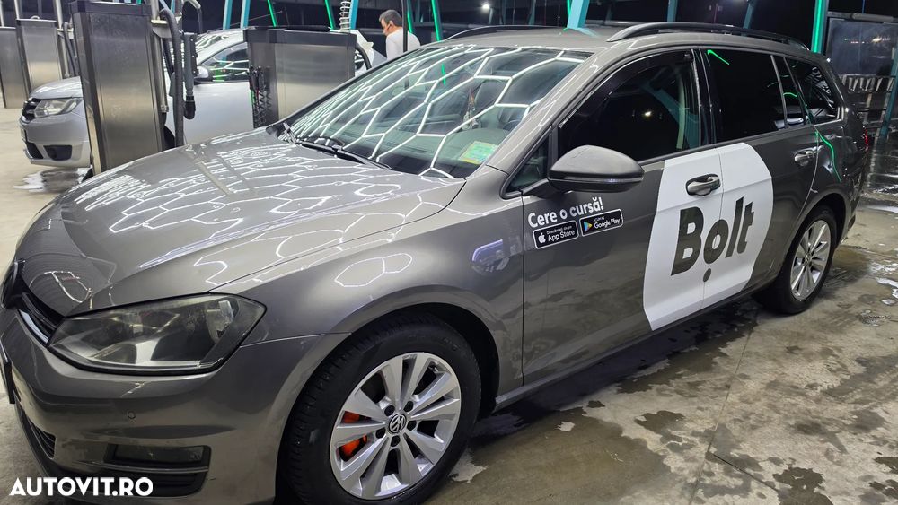 Volkswagen Golf 1.6 TDI BlueMotion Technology DSG Comfortline - 4