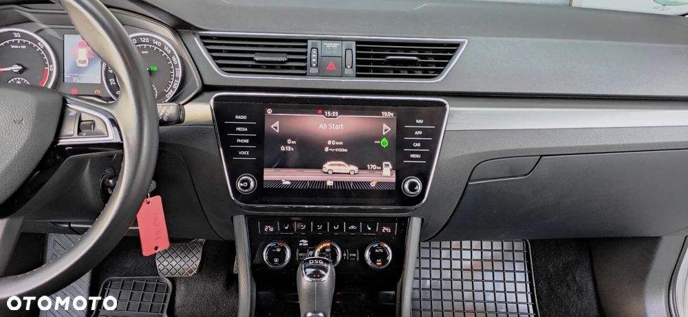 Skoda Superb 2.0 TDI DSG Ambition - 12