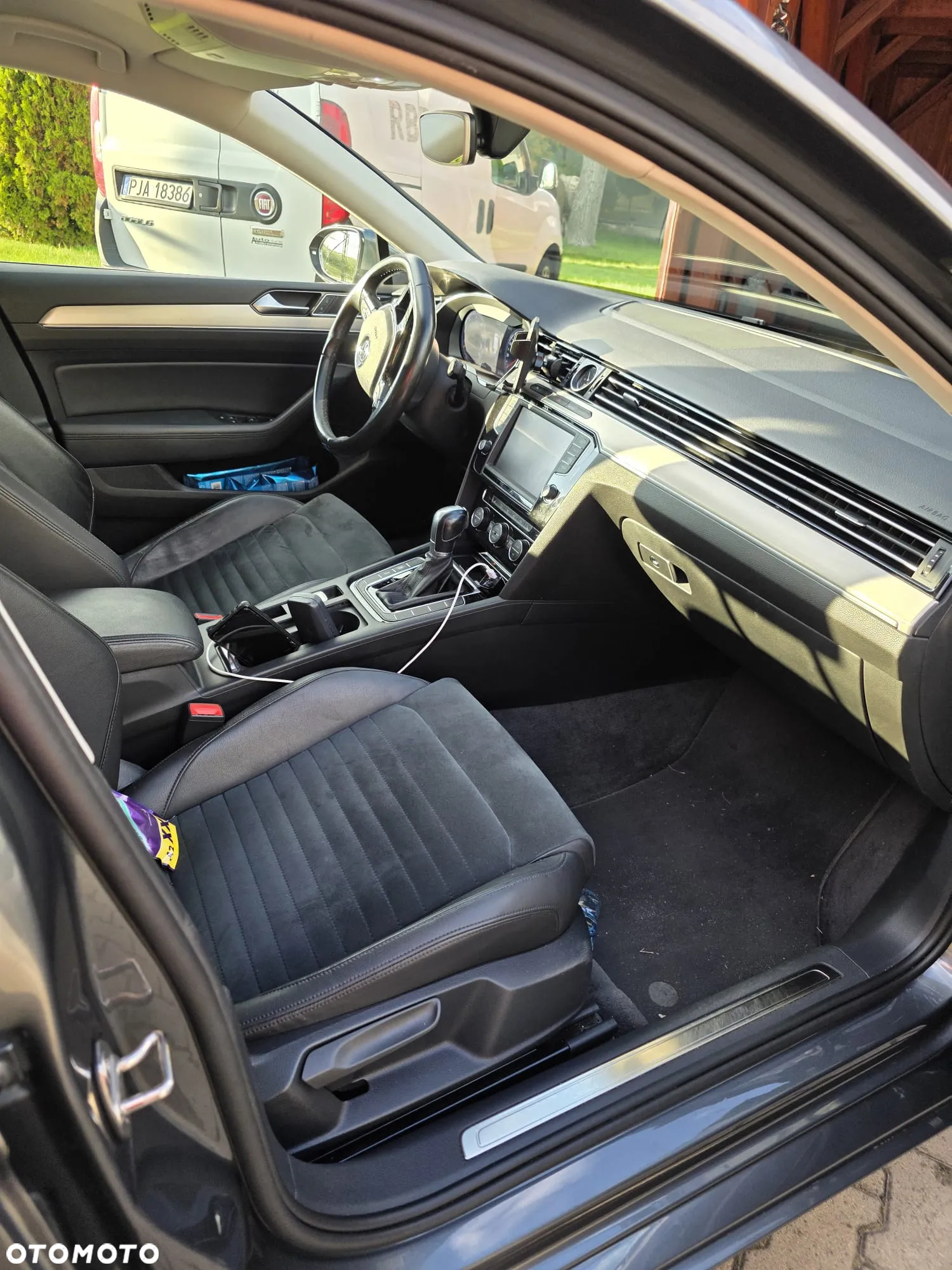 Volkswagen Passat 2.0 TDI BMT 4Mot Highline DSG - 12