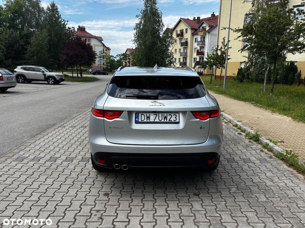 Jaguar F-Pace E-Performance Prestige - 8