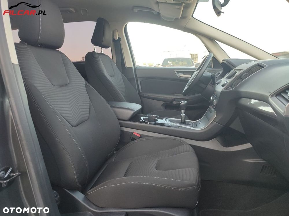 Ford S-Max - 14