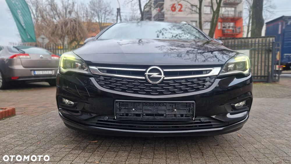 Opel Astra 1.6 BiTrb D (CDTI) Start/Stop Innovation - 10