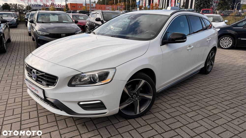 Volvo V60 D4 Drive-E R-Design Summum - 2