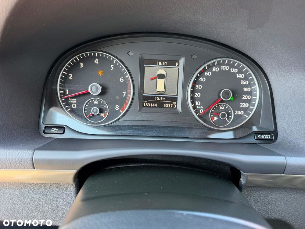 Volkswagen Touran 1.4 TSI Highline DSG - 5