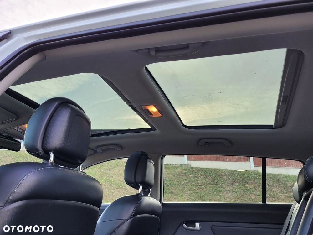 Kia Sportage 2.0 CRDI L AWD - 12