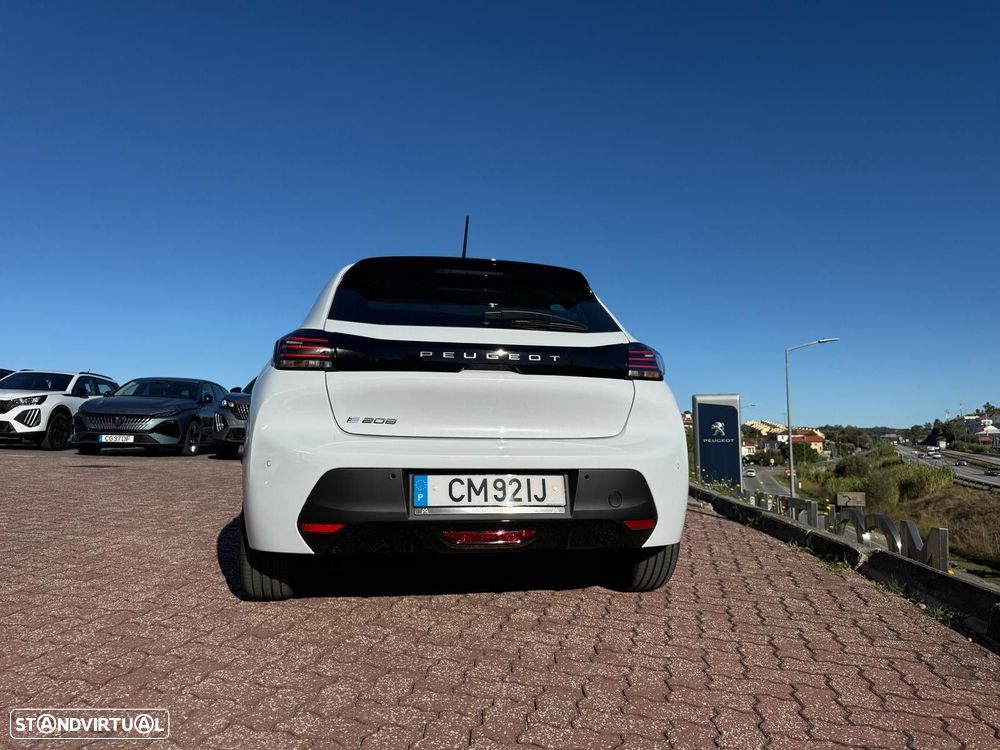 Peugeot E-208 2026 photo 4