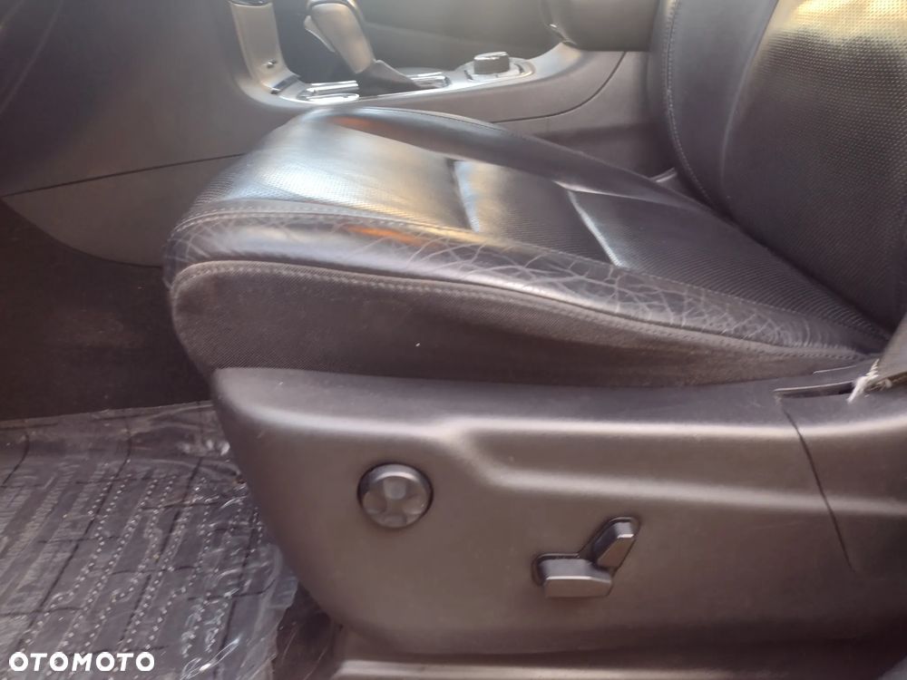 Jeep Grand Cherokee - 25