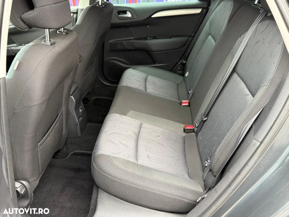 Citroën C4 - 13
