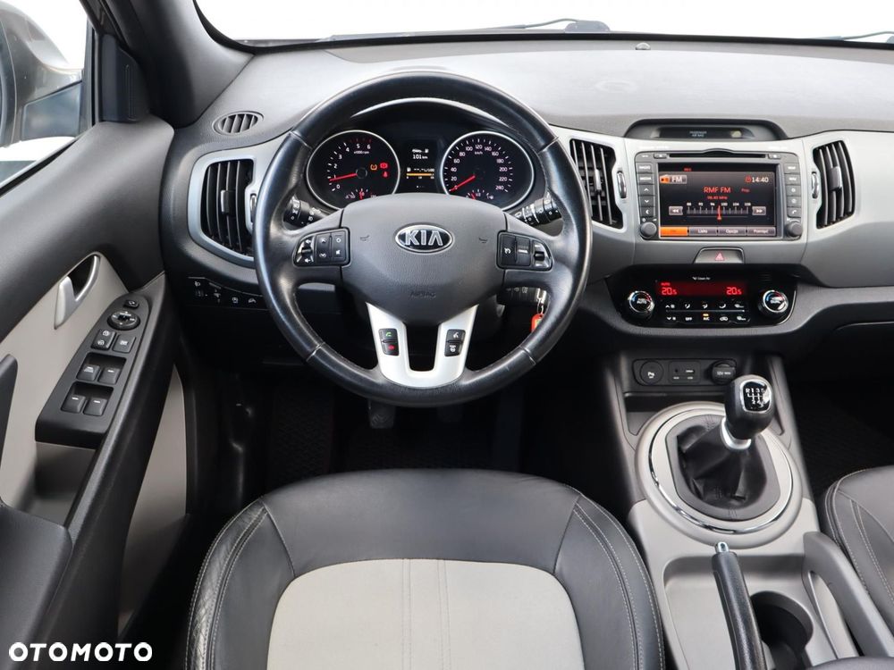 Kia Sportage - 10