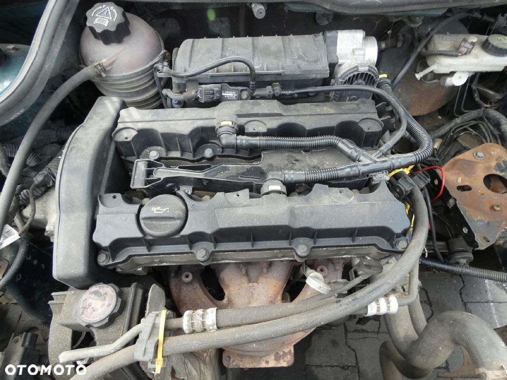 Nfu (Tu5Jp4) Kompletny Silnik Z Osprzętem 1.6 16V Peugeot 206 Cc 2000-2007 - 1