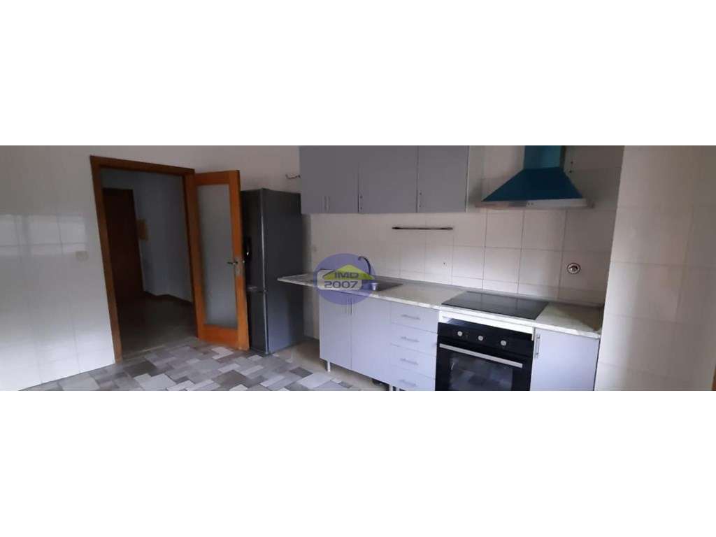 Apartamento T2 em Rio Tinto - Grande imagem: 4/17