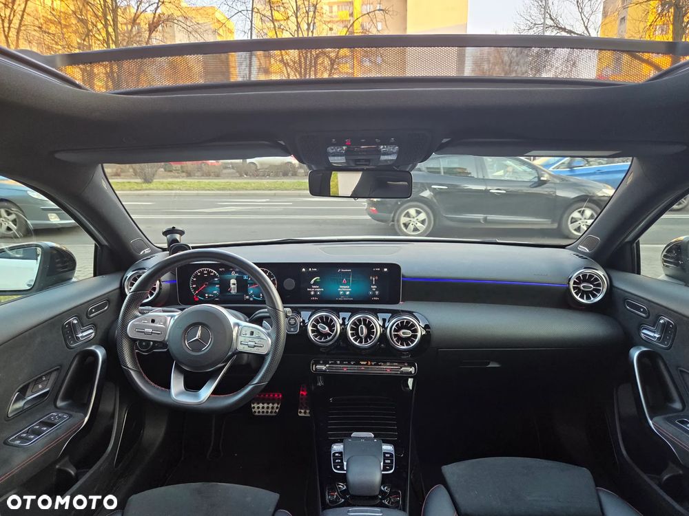 Mercedes-Benz Klasa A 220 4-Matic AMG Line 7G-DCT - 22