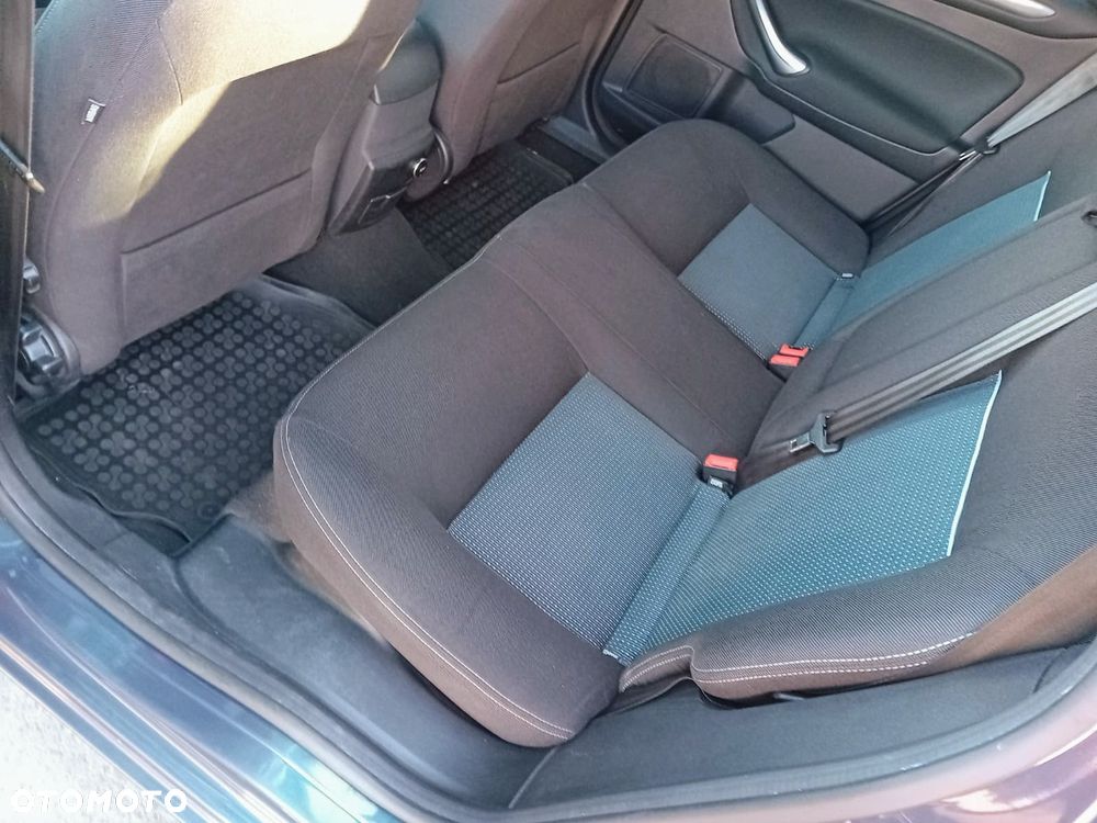 Ford Mondeo SW 1.6 T Gold X Plus - 14